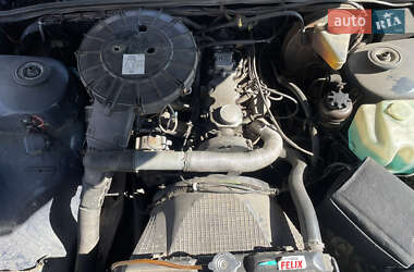 Седан Opel Omega 1988 в 