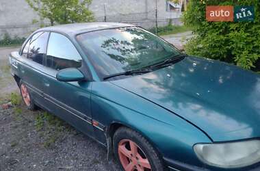 Седан Opel Omega 1995 в Виннице