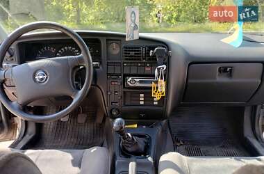 Седан Opel Omega 1992 в 