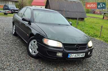 Седан Opel Omega 1995 в Турке