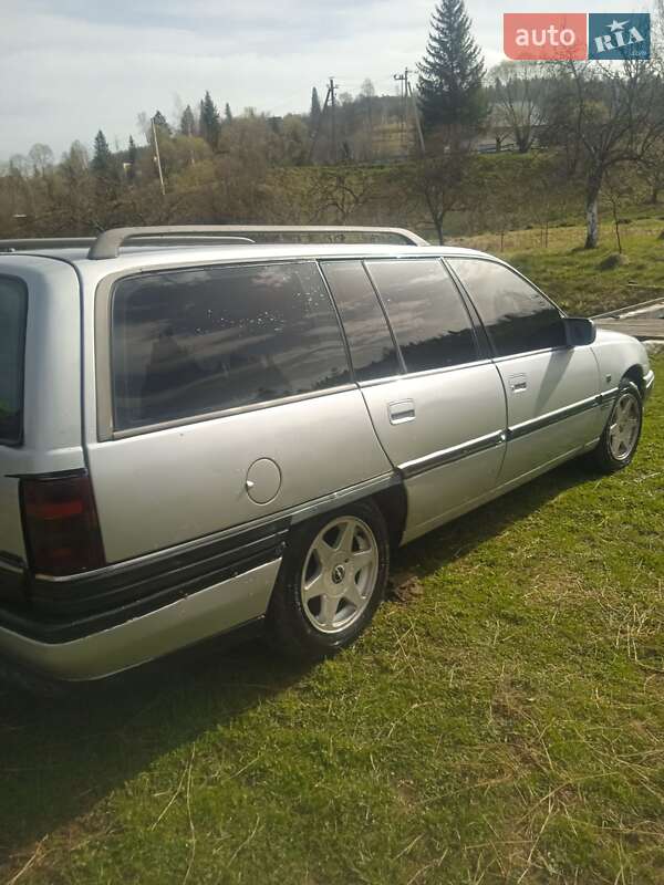 Универсал Opel Omega 1991 в Сколе