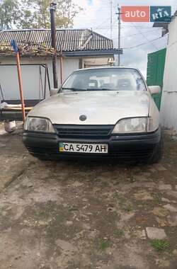 Седан Opel Omega 1987 в Владимире