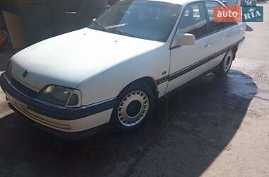 Седан Opel Omega 1988 в Луцке