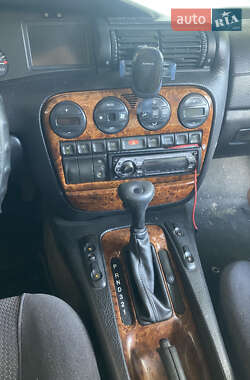 Седан Opel Omega 1998 в 