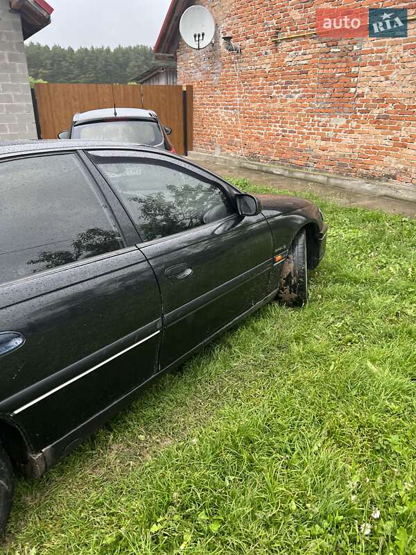 Седан Opel Omega 1994 в Радехові