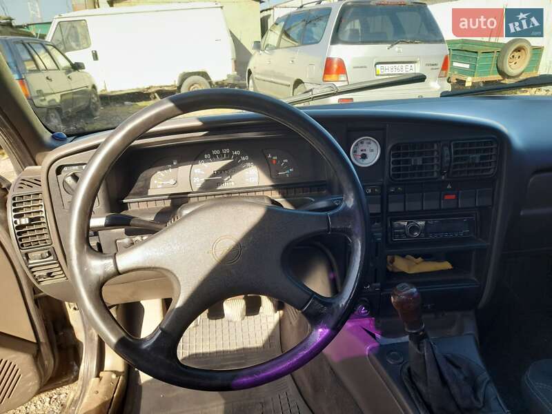 Седан Opel Omega 1987 в Одесі