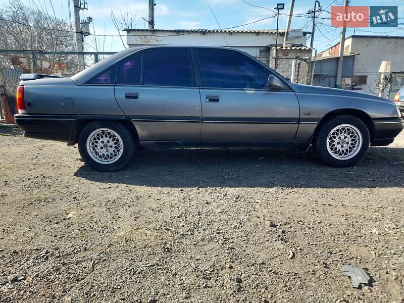 Седан Opel Omega 1987 в 