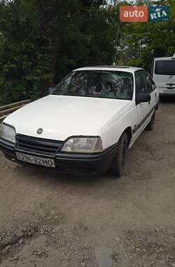 Седан Opel Omega 1988 в Чернівцях