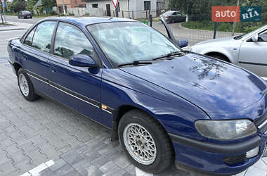 Седан Opel Omega 1996 в Виннице