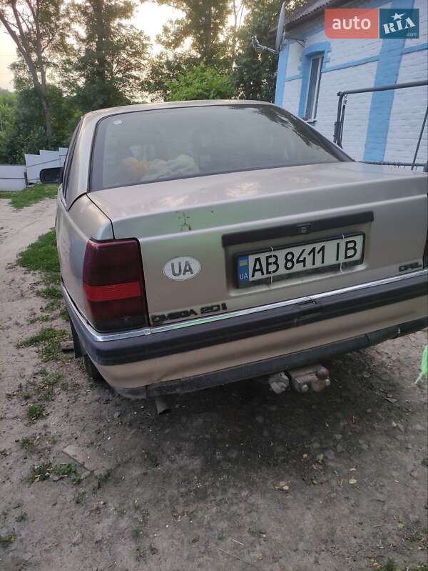 Седан Opel Omega 1992 в Вінниці