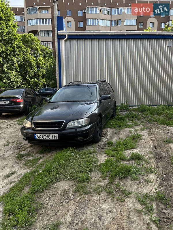 Універсал Opel Omega 2002 в Рівному