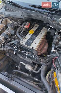 Седан Opel Omega 1998 в 