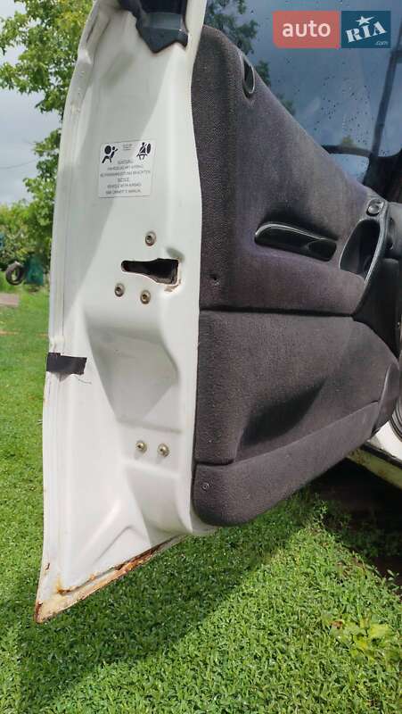 Седан Opel Omega 1998 в Кременчуге