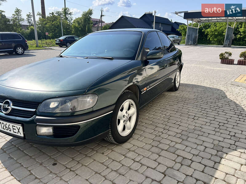 Седан Opel Omega 1996 в Борщеве
