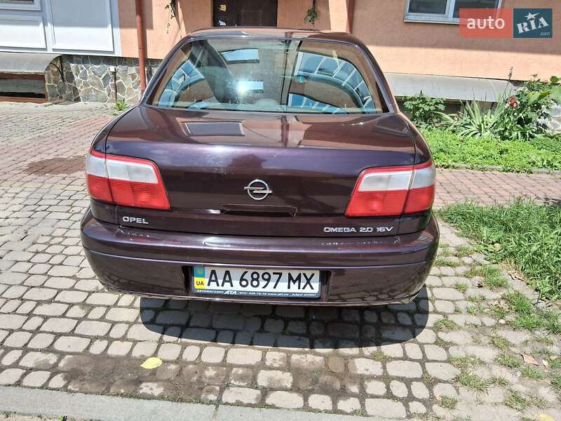 Седан Opel Omega 2000 в Ивано-Франковске фото 2 Седан Opel Omega 2000 в Ивано-Франковске