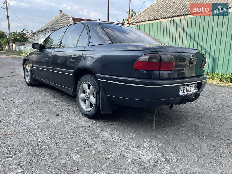 Седан Opel Omega 1999 в Дніпрі