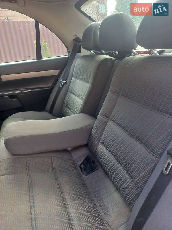Седан Opel Omega 2003 в Черкассах