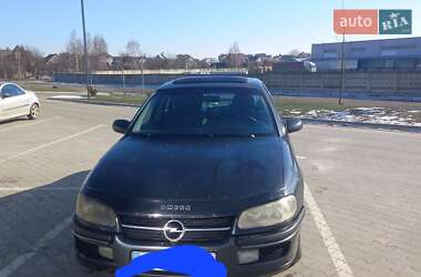 Седан Opel Omega 1996 в Луцьку