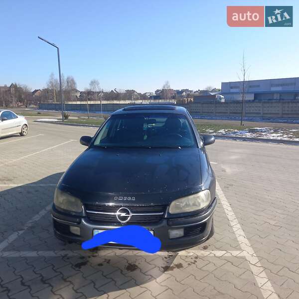 Седан Opel Omega 1996 в Луцке