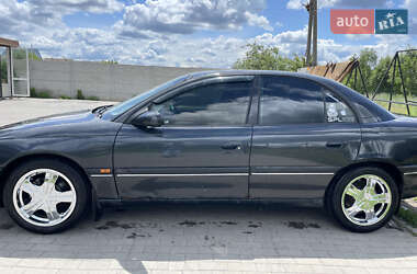Седан Opel Omega 1997 в Новой Водолаге