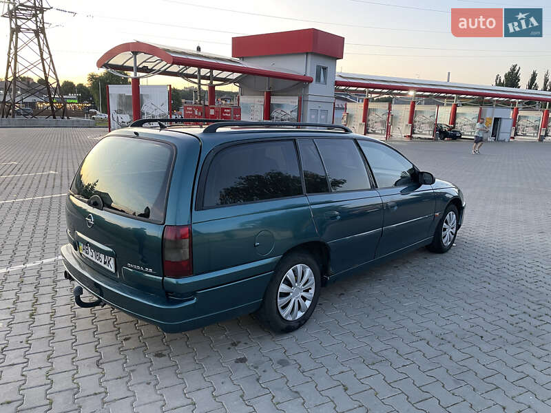 Універсал Opel Omega 1996 в Вінниці