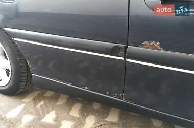 Седан Opel Omega 1998 в 