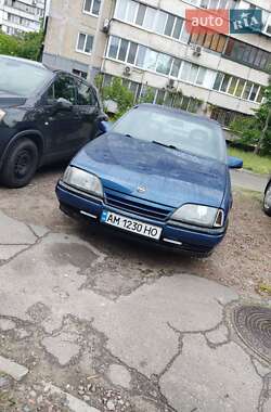 Седан Opel Omega 1989 в Києві