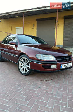 Седан Opel Omega 1996 в Ровно