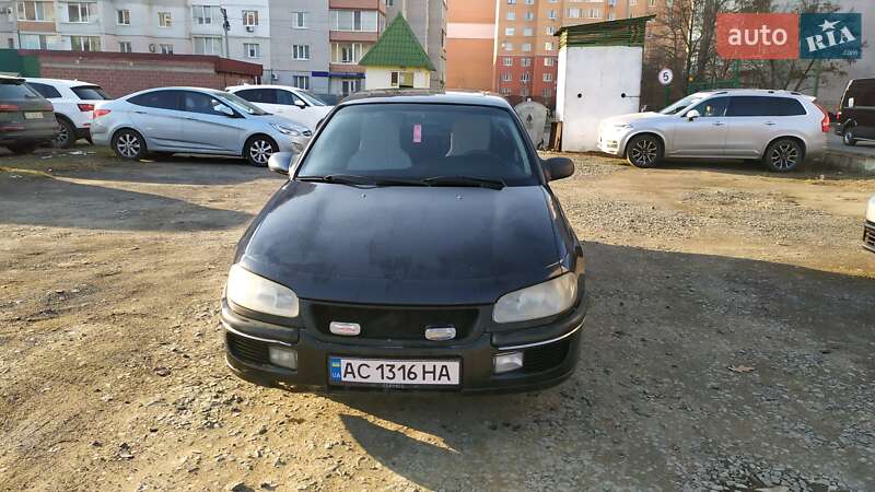 Седан Opel Omega 1995 в Луцке