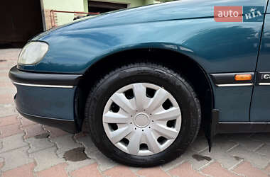 Седан Opel Omega 1996 в 