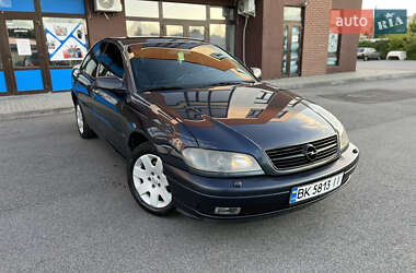 Седан Opel Omega 2001 в Києві
