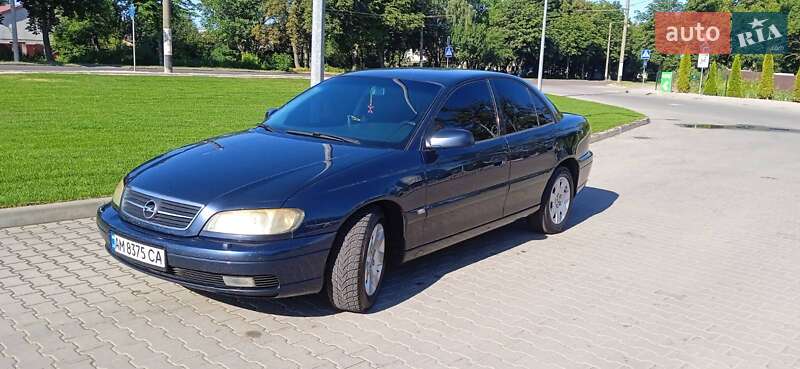 Седан Opel Omega 2000 в Житомире