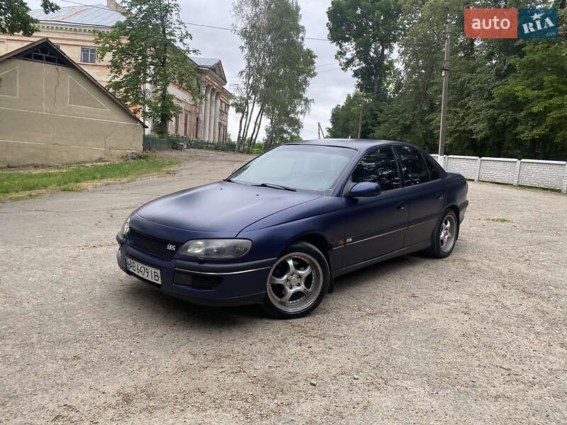 Седан Opel Omega 1999 в Могилев-Подольске