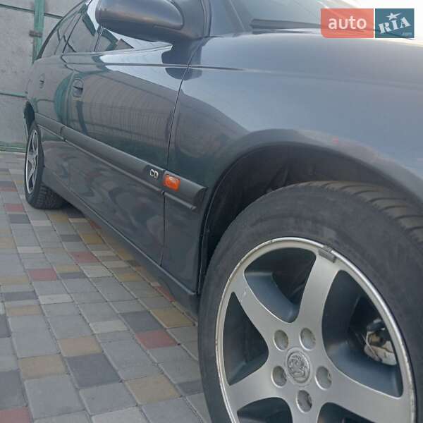 Універсал Opel Omega 1996 в Житомирі