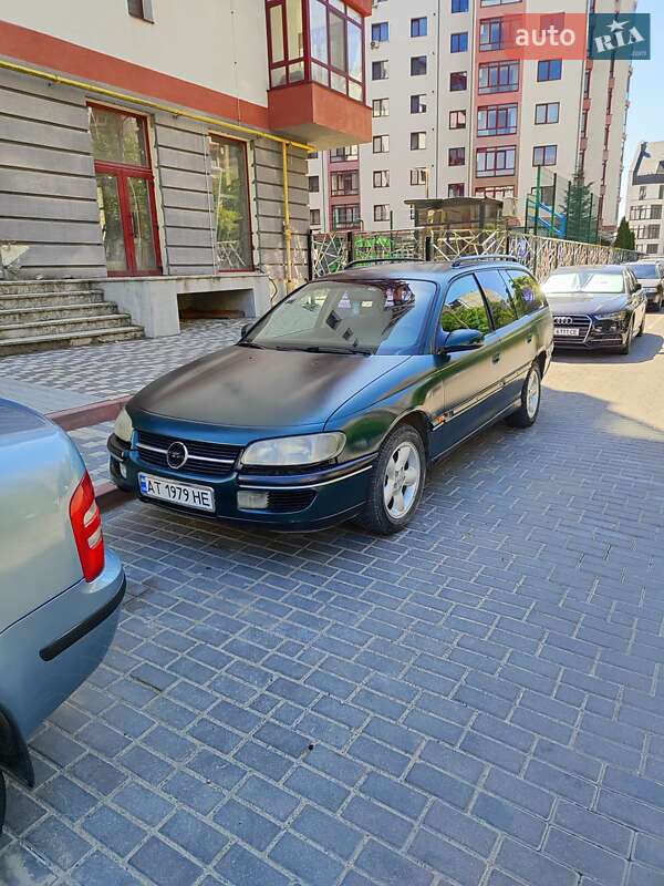 Универсал Opel Omega 1995 в Ивано-Франковске