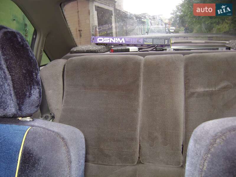 Седан Opel Omega 1991 в Ровно