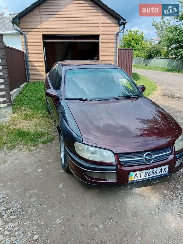Седан Opel Omega 1994 в Черновцах