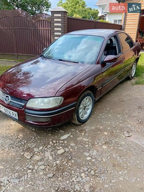 Седан Opel Omega 1994 в Черновцах