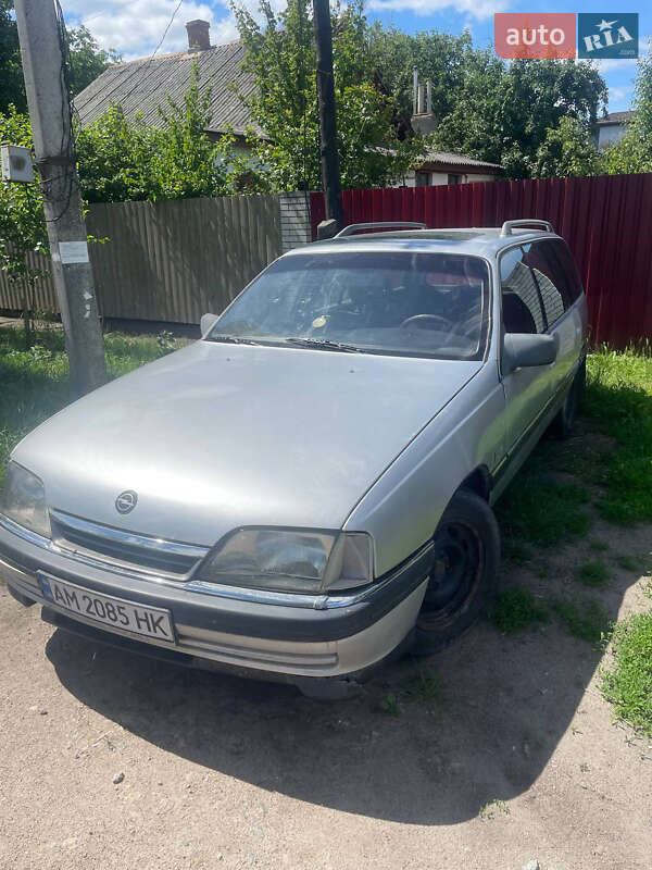 Универсал Opel Omega 1987 в Житомире
