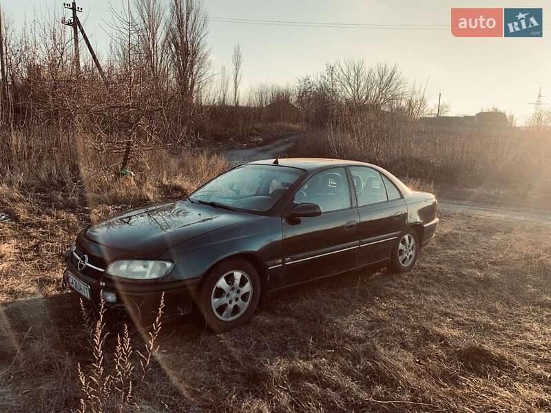Седан Opel Omega 1997 в Черкассах