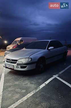 Седан Opel Omega 1999 в Косові