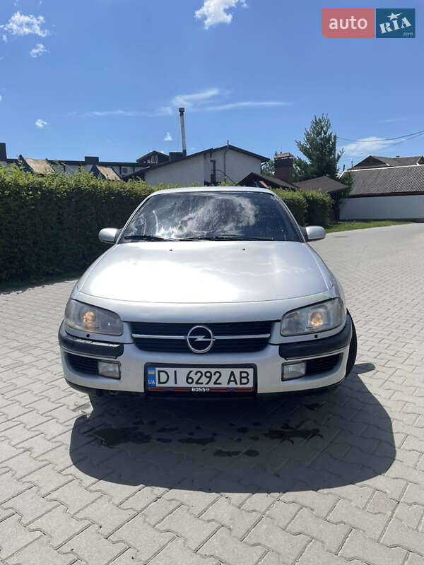Седан Opel Omega 1999 в Косове