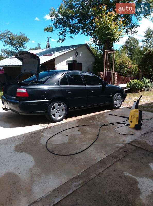 Седан Opel Omega 2000 в Долині фото 3 Седан Opel Omega 2000 в Долині