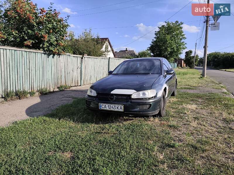 Седан Opel Omega 1996 в Черкассах