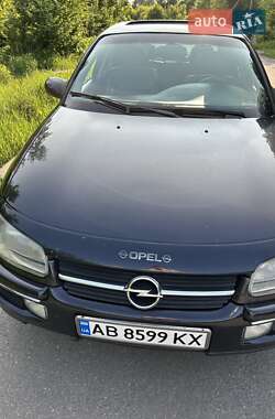 Седан Opel Omega 1995 в 