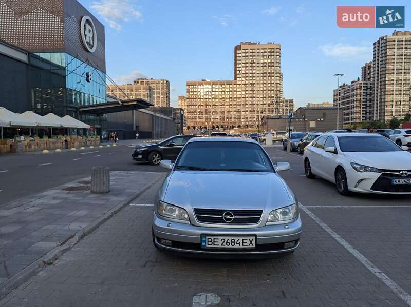 Opel Omega 2002