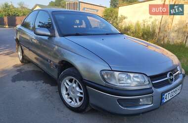 Седан Opel Omega 1995 в Ивано-Франковске