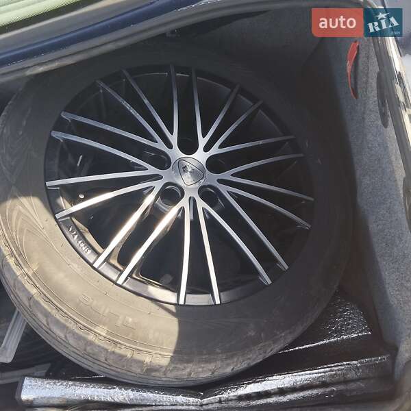 Седан Opel Omega 2000 в Івано-Франківську