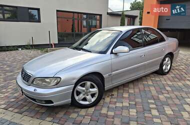 Седан Opel Omega 2002 в Киеве