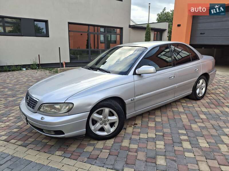 Opel Omega 2002